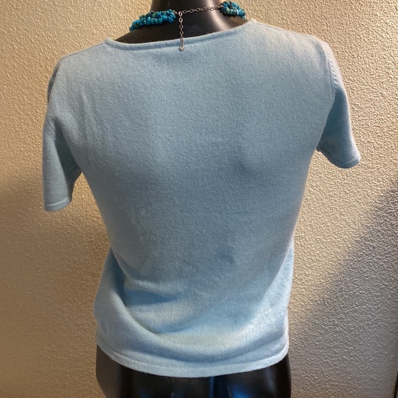 Dd Collection Pretty Cashmere Blue Short Sleeve Sweater - Picture 5 of 11